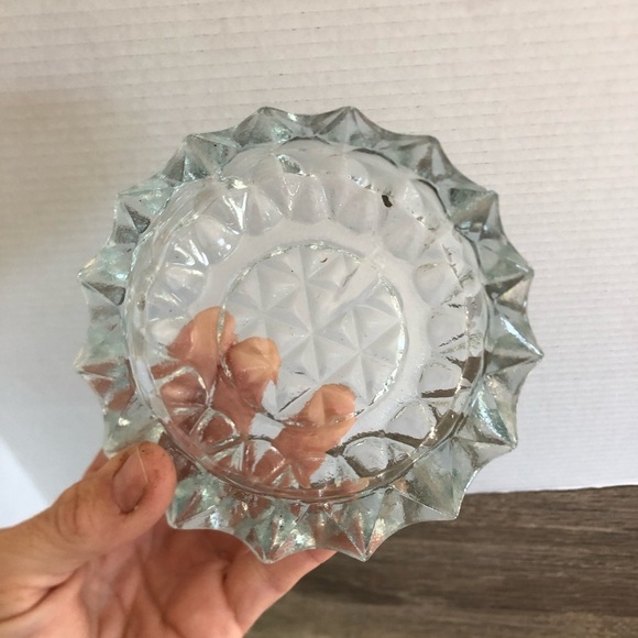 Vtg Clear Pressed Glass Ashtray - Picture 8 of 14